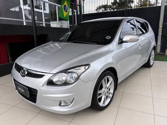HYUNDAI I30 2.0 MPFI GLS 16V GASOLINA 4P AUTOMÁTICO HYUNDAI I30 2.0 MPFI GLS 16V GASOLINA 4P AUTOMÁTICO